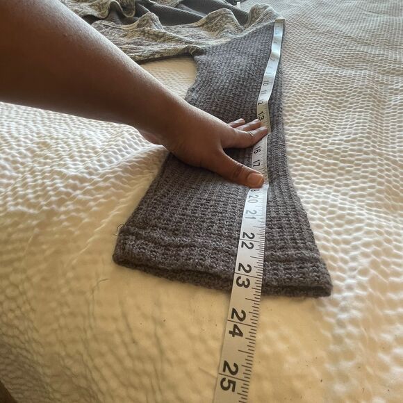 Simply Noelle Women's Open Front Gray Floral Cardigan Sweater Size S/M (8-10) - Picture 4 of 7